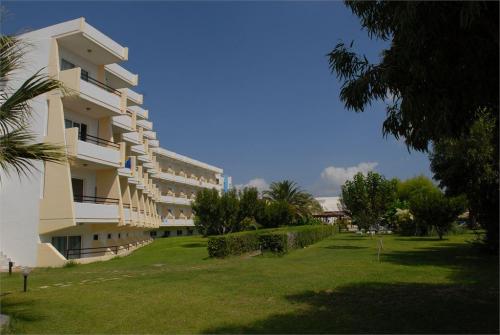 2 фото отеля Afandou Beach Hotel 3* 