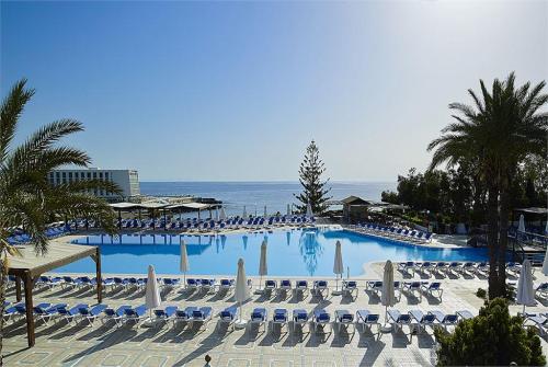 2 фото отеля Aldemar Amilia Mare 5* 