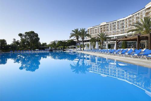 4 фото отеля Aldemar Amilia Mare 5* 