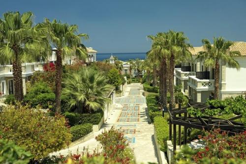 4 фото отеля Aldemar Royal Mare 5* 