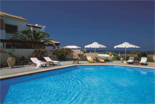 2 фото отеля Aldemar Royal Villas 5* 