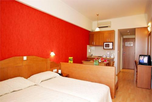 6 фото отеля Bio Suites Hotel 4* 