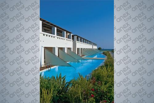 18 фото отеля Cavo Spada Sports & Leisure Resort 5* 