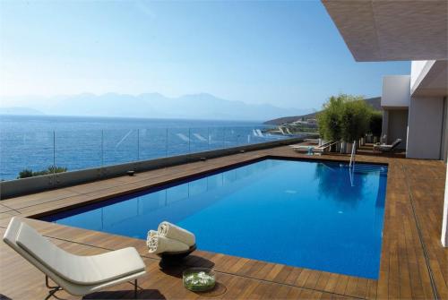 69 фото отеля Elounda Bay Smart Prestige Club 5* 