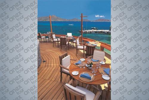 22 фото отеля Elounda Mare 5* 