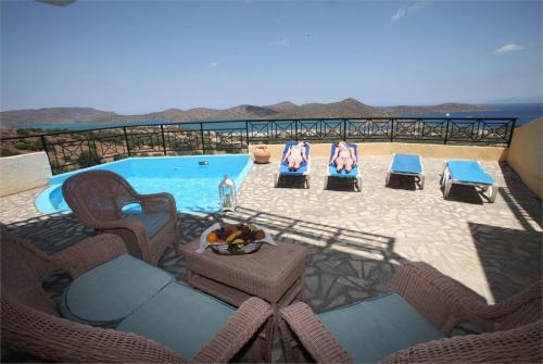 4 фото отеля Elounda Residence 4* 