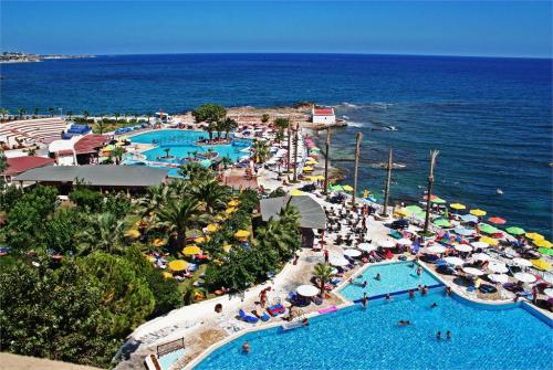 1 фото отеля Eri Beach & Village 4* 