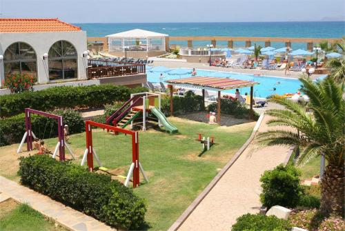 14 фото отеля Europa Beach 4* 