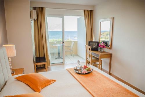 14 фото отеля Faedra Beach Agios Nikolaos 4* 