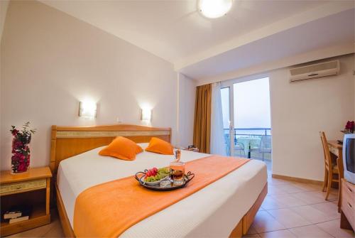 27 фото отеля Faedra Beach Agios Nikolaos 4* 