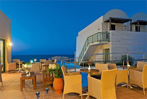 37 фото отеля Grand Bay Resort 4* 