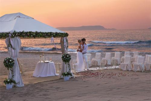 18 фото отеля Grecotel Amirandes 5* 