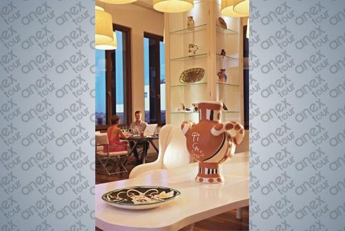 37 фото отеля Grecotel Amirandes 5* 