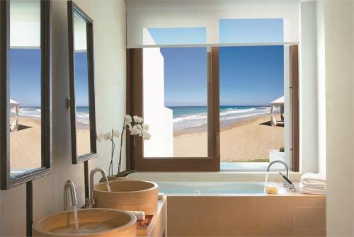 45 фото отеля Grecotel Amirandes 5* 