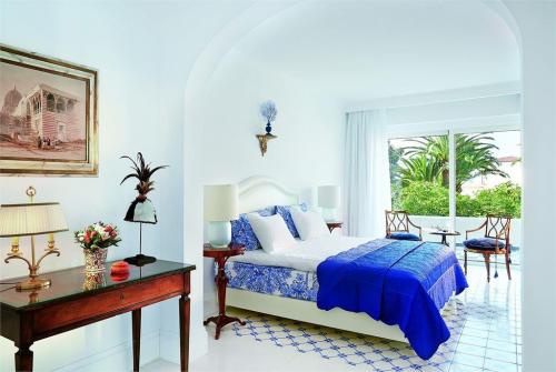 34 фото отеля Grecotel Caramel Boutique Resort 5* 