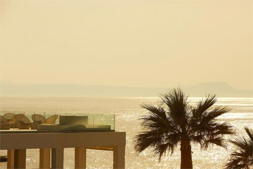 24 фото отеля Grecotel White Palace Luxury Resort 5* 