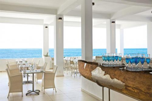 28 фото отеля Grecotel White Palace Luxury Resort 5* 