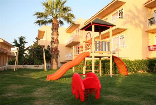 20 фото отеля Lavris Htl & Bungalows 4* 