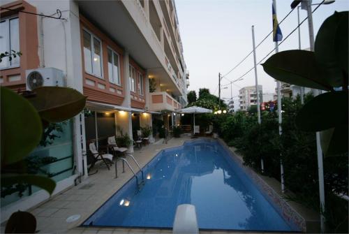 5 фото отеля Liberty Crete 3* 