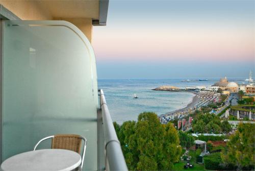 8 фото отеля Mediterranean Rhodes 4* 