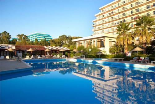 11 фото отеля Pegasos Beach 4* 