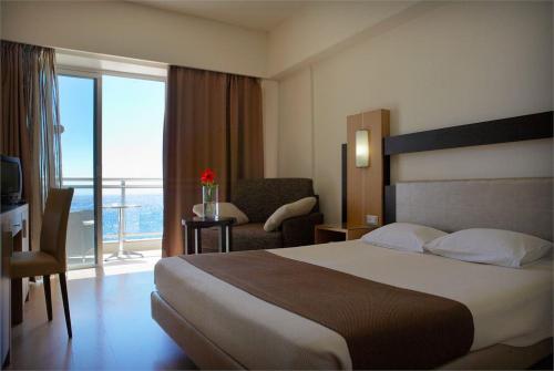 20 фото отеля Pegasos Beach 4* 