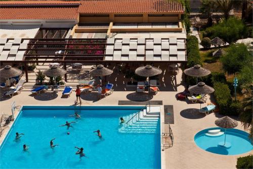 42 фото отеля Pegasos Beach 4* 