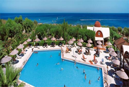 45 фото отеля Pegasos Beach 4* 