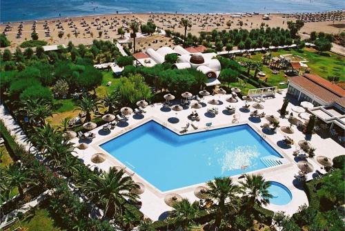 46 фото отеля Pegasos Beach 4* 