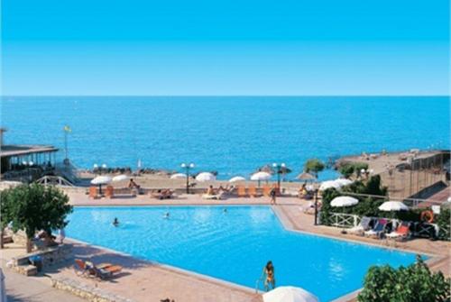 4 фото отеля Silva Beach 4* 