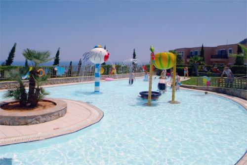 44 фото отеля Smartline The Village Resort & Waterpark 4* 