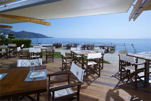 26 фото отеля St Nicolas Bay Resort Hotel & Villas 5* 