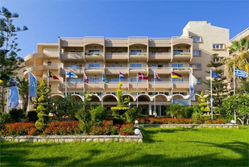 2 фото отеля Sun Beach Resort Complex 4* 