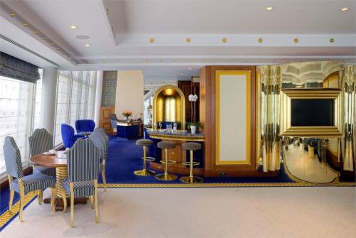 18 фото отеля Burj Al Arab 5* 