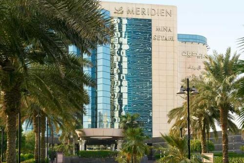 1 фото отеля Le Meridien Mina Seyahi Beach Resort & Marina 5* 