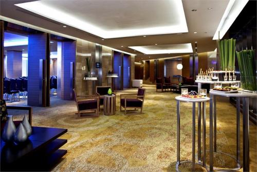 7 фото отеля Anantara Bangkok Sathorn 5* 