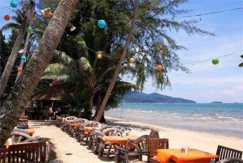 40 фото отеля Koh Chang Paradise Resort 4* 