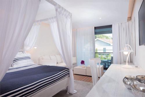 22 фото отеля D-Resort Gocek 4* 