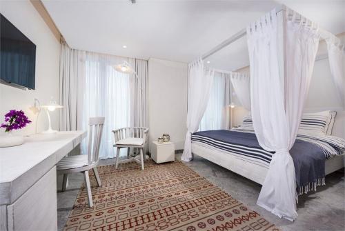 42 фото отеля D-Resort Gocek 4* 