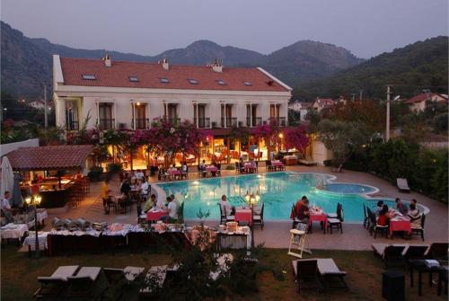 2 фото отеля Gocek Lykia Resort 4* 