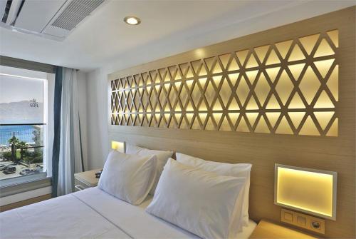 29 фото отеля Jdw Design Hotel 4* 