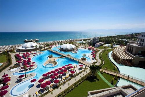 6 фото отеля Kaya Palazzo Golf Resort 5* 