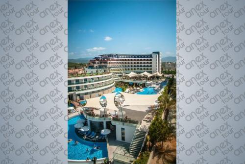 2 фото отеля Long Beach Harmony Hotel 5* 