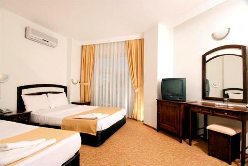 9 фото отеля Mira Garden Resort 4* 