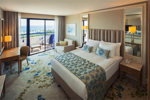 9 фото отеля Titanic Beach Lara 5* 